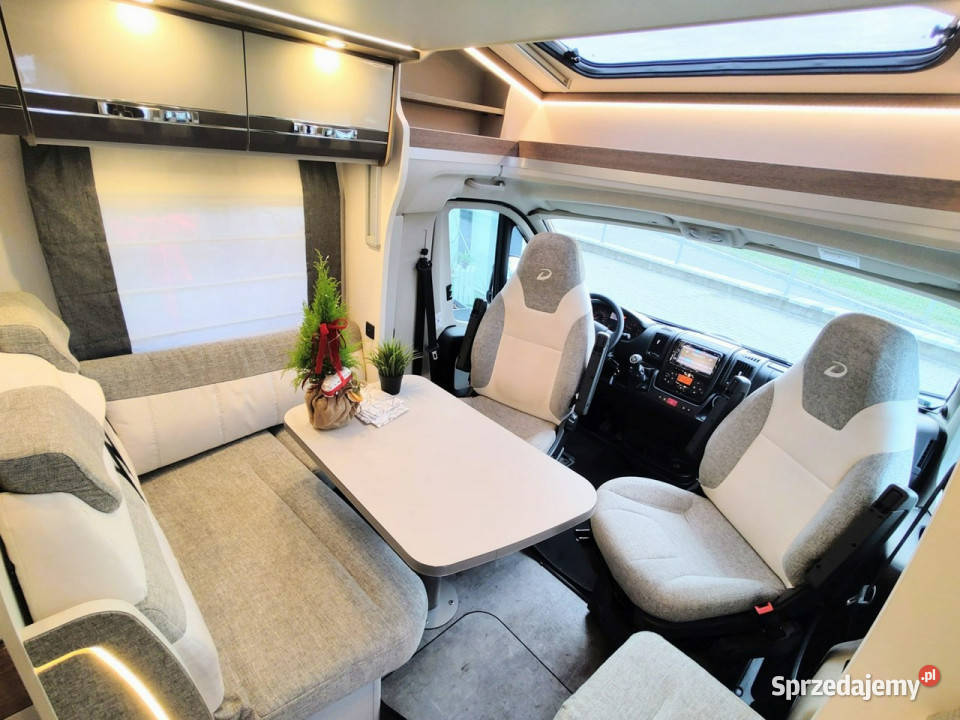 samochody kempingowe Dethleffs Trend T 6757 DBM Kampery Gaj