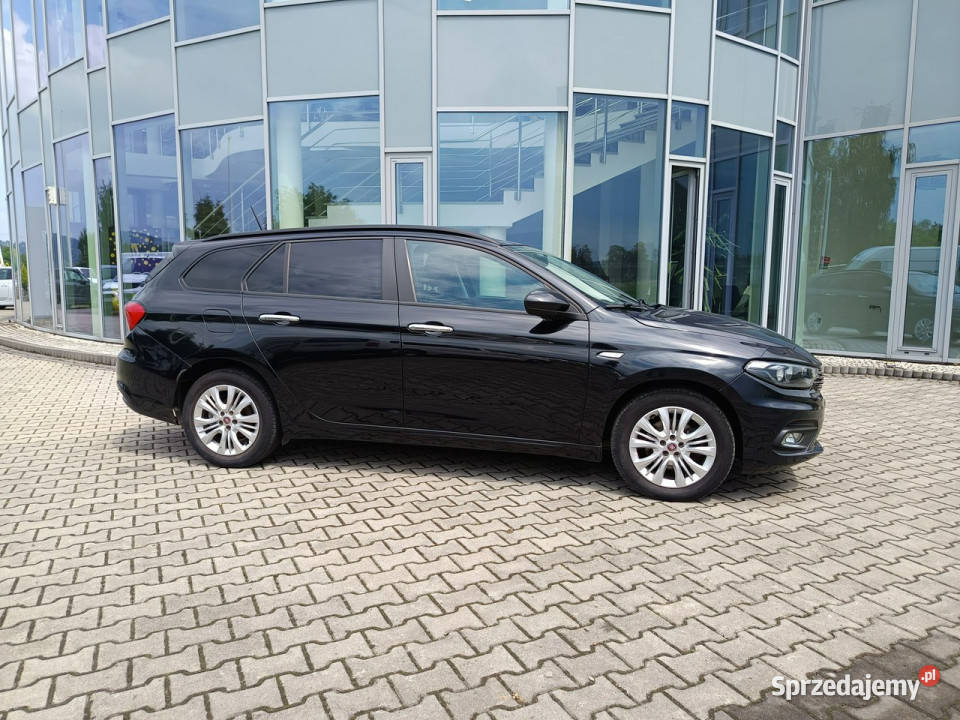 Fiat Tipo SW 13 95 Easy hak NAVI kamera grzane tempomat Nowy Sącz