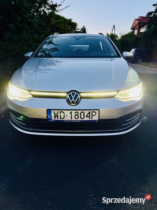 Volkswagen Golf 8 15 eTSI 150 DSG Salon Polska wielkopolskie