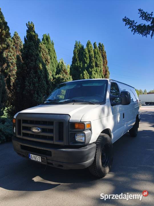 FORD ECONOLINE minivan 2013