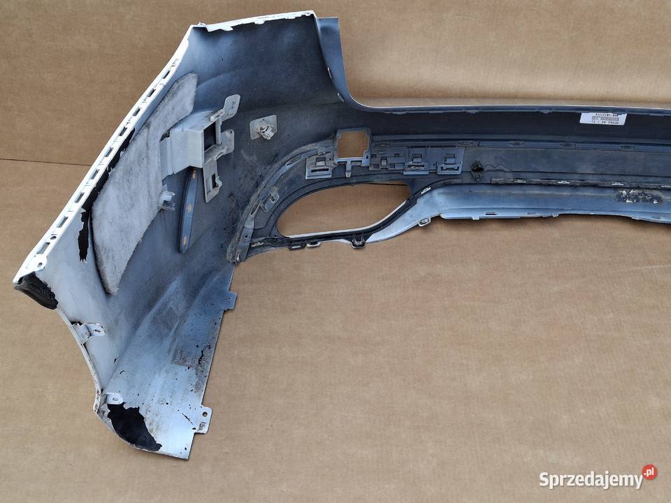 MERCEDES CKLASA W205 KOMBI AMG ZDERZAK TYŁ TYLNY osobowe Bieleń sprzedam