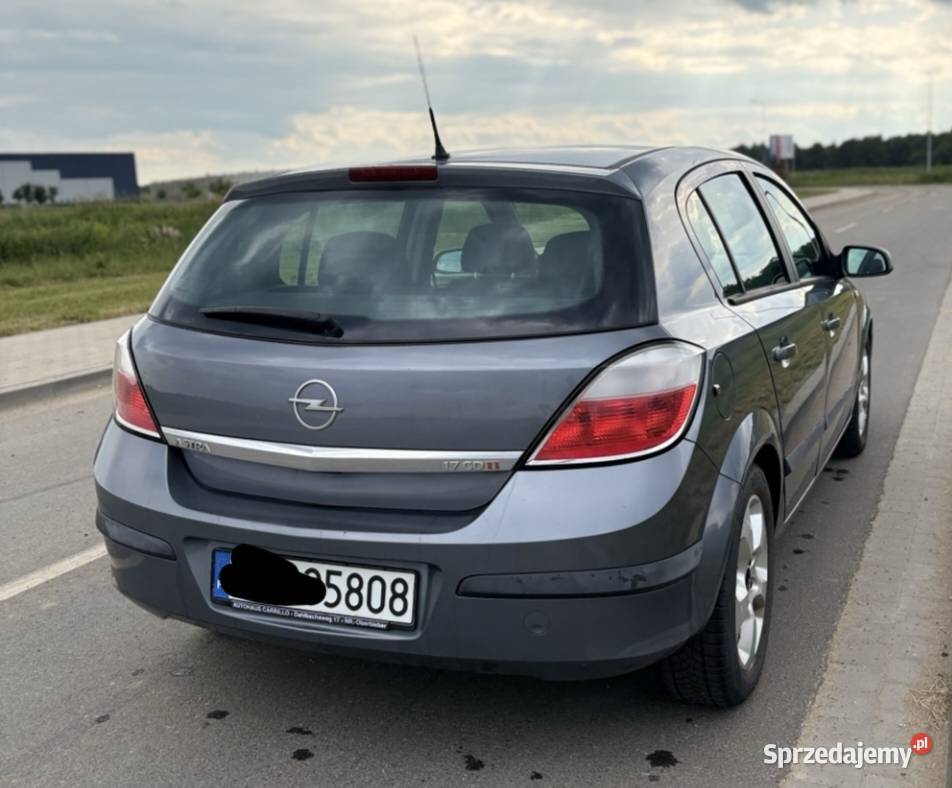 serdecznie sprzedam ładnego opla astrę h z roku 17cm3 Kłodzko