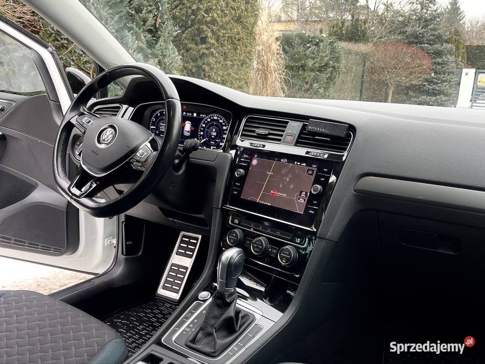 Golf VII Lift IQDrive Automat Rok produkcji 2019 świętokrzyskie Kielce
