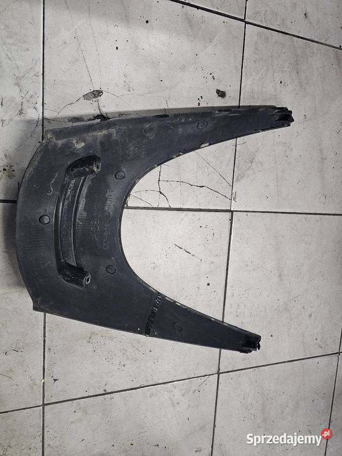 Yamaha majesty 250 yp plastik nosek krawat Plastiki Części i akcesoria motocyklowe Jelenia Góra