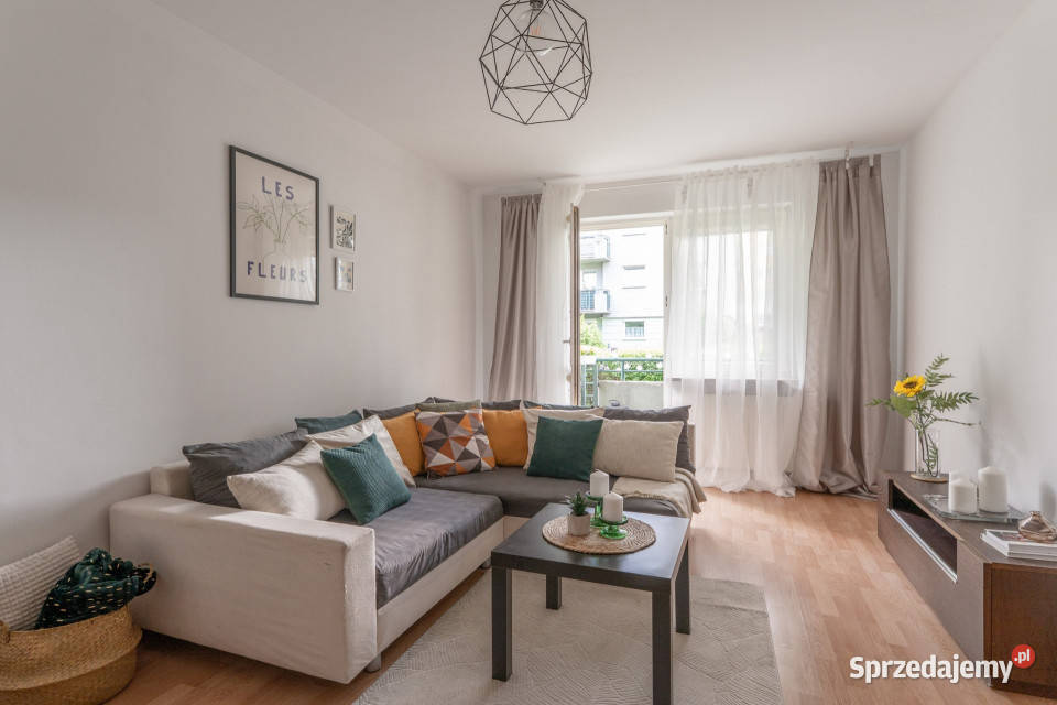 Dwa pokoje na zielonym Mokotowie plus balkon i Warszawa