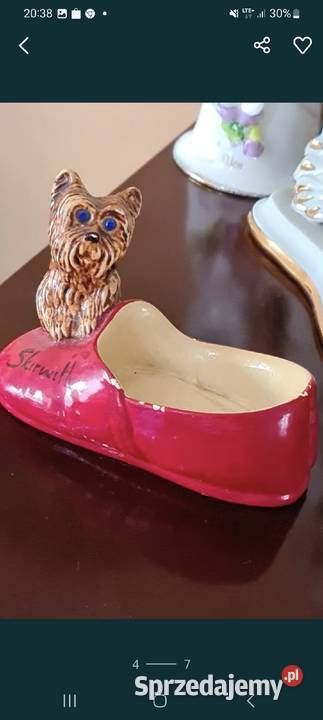 Porcelanowy bucik z pieskiem Porcelana i szkło mazowieckie Przasnysz sprzedam