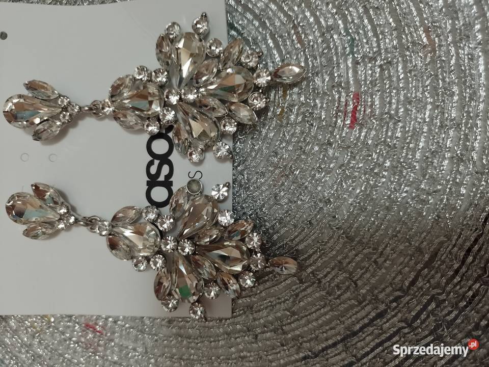 ASOS Długie bogato zdobione kolczyki z Londynu Dla kobiet Kraków