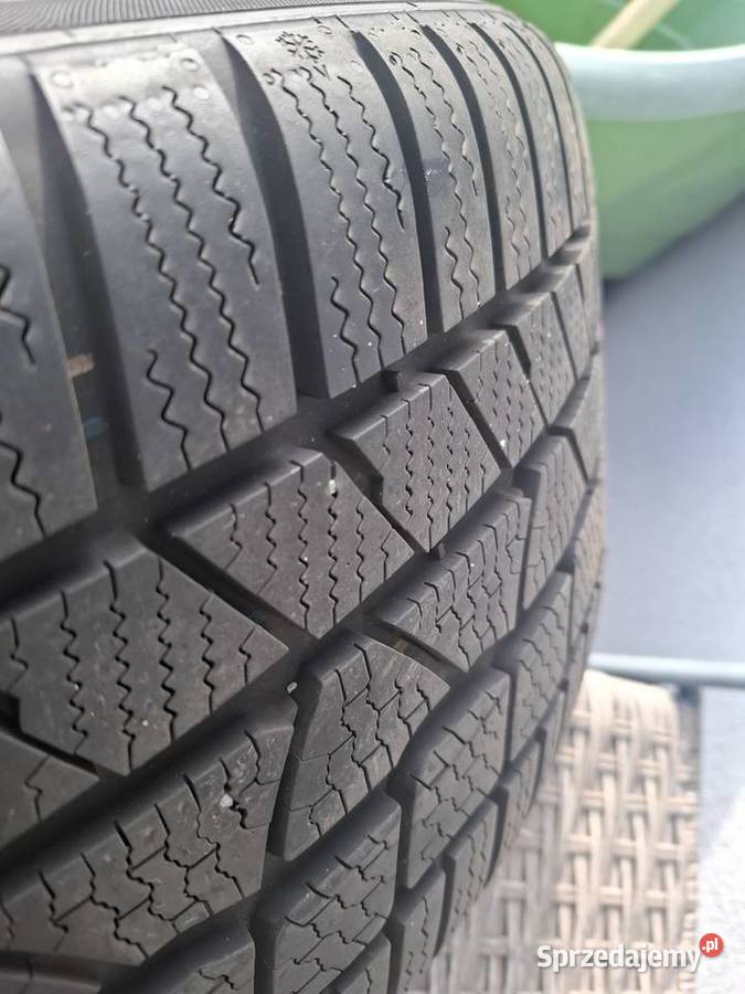 Aluminiowy koła AUDI Continetal 235x35R19 Sieradz