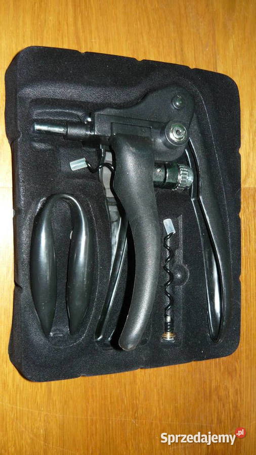 Zestaw do wina otwierania korkociąg Sokółka sprzedam