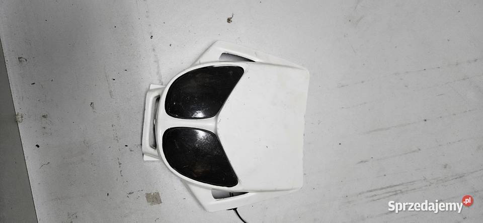 Reflektor lampa przód kocie oczy derbi senda Rybarzowice