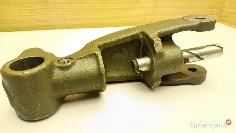 Zwrotnica sworzeń Fiat 126p