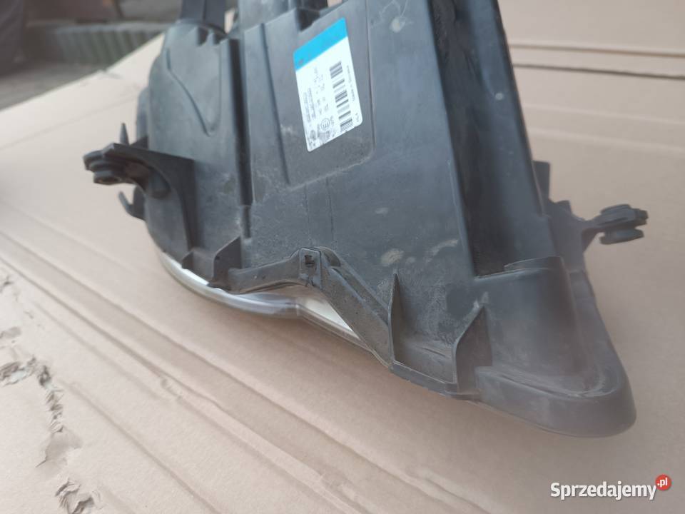 VW volkswagen Polo 9N fl Lift 0709 Reflektor Lampy przednie Części samochodowe śląskie Częstochowa