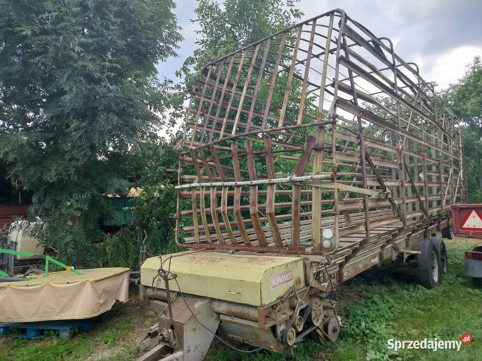 Przyczepa samozbierająca na tandemie T0502