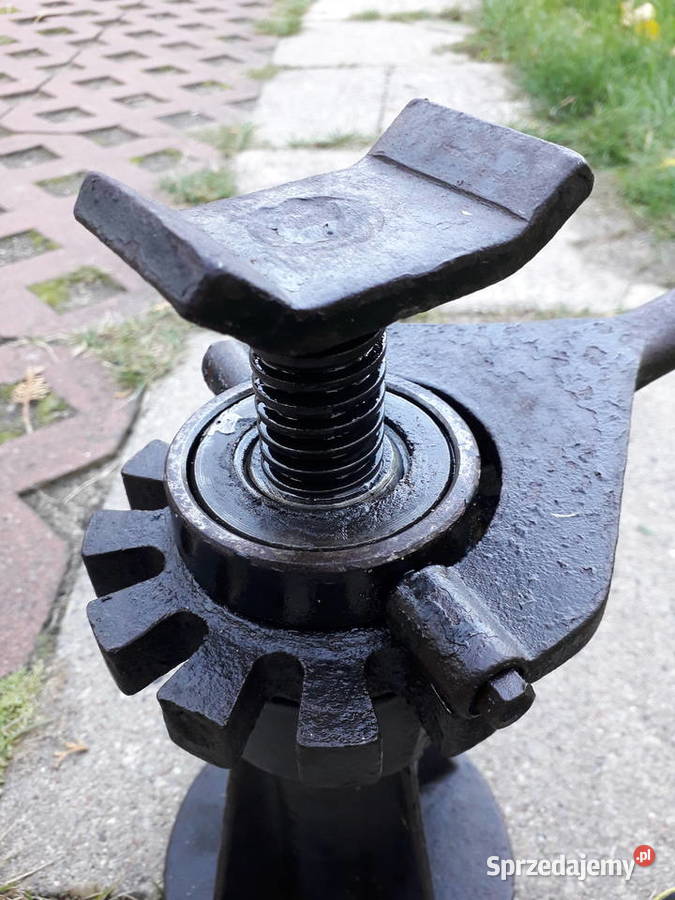 Zabytkowy podnośnik śrubowy Pozostałe Podnośniki warsztatowe Warszawa sprzedam