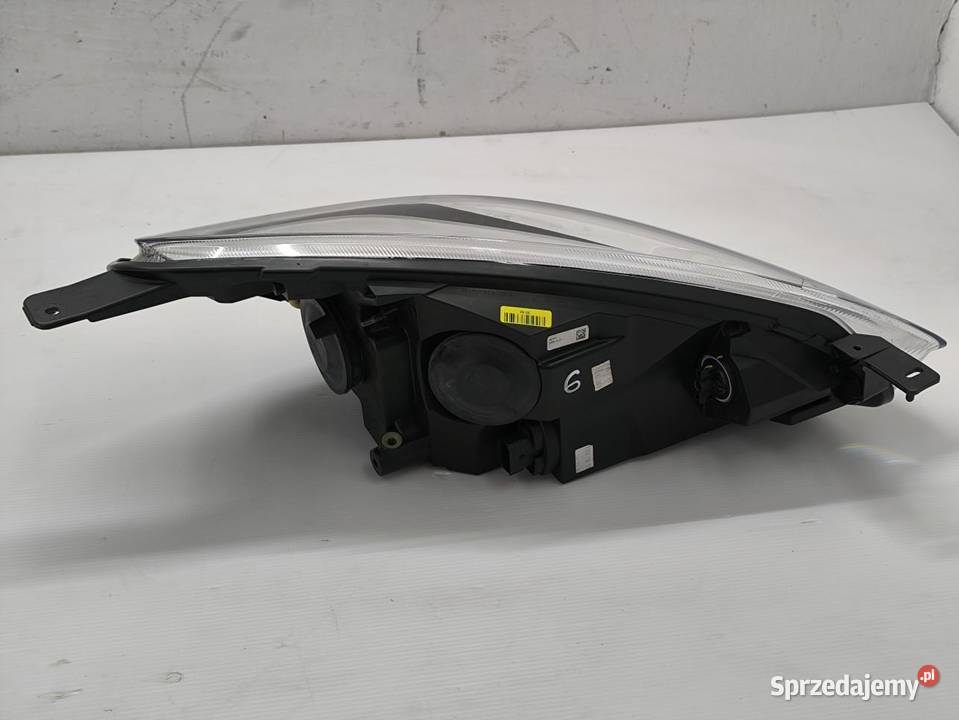 LAMPA LEWY PRZÓD NOWA IDEAŁ FORD FIESTA MK8