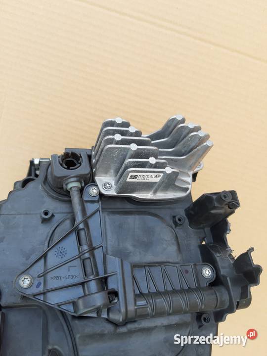 VW SPORTSVAN LIFT REFLEKTOR LEWY LAMPA FULL LED Trzciel sprzedam