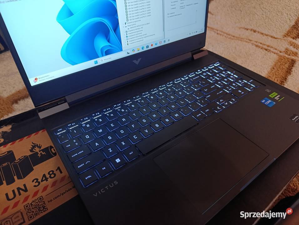 HP 144Hz i5 12450H RTX 4050 16GB RAM 512SSD