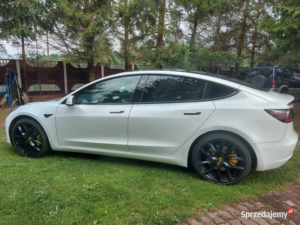 tesla performance 4x4 automatyczna Białogard