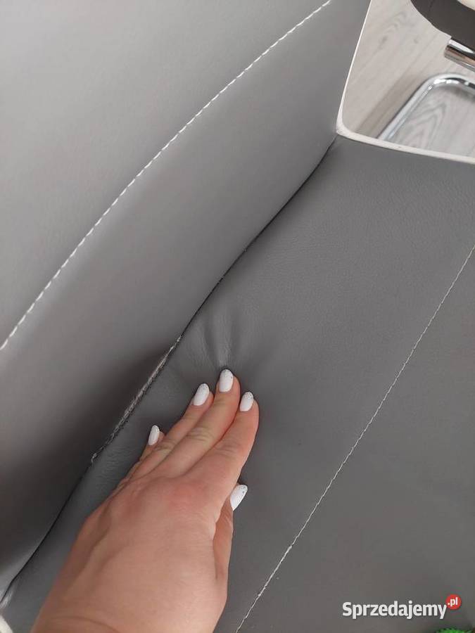 Stół rozkładany Agata meble 120x80 i 4 krzesła podlaskie