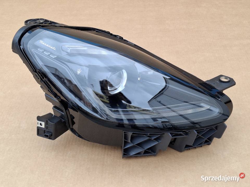 MASERATI GREACELE REFLEKTOR PRAWY FULL LED LAMPA