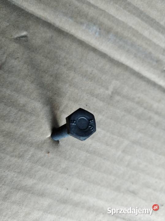 Ursus 28123512 MF255 śruba wspornika alternatora lubelskie Lublin