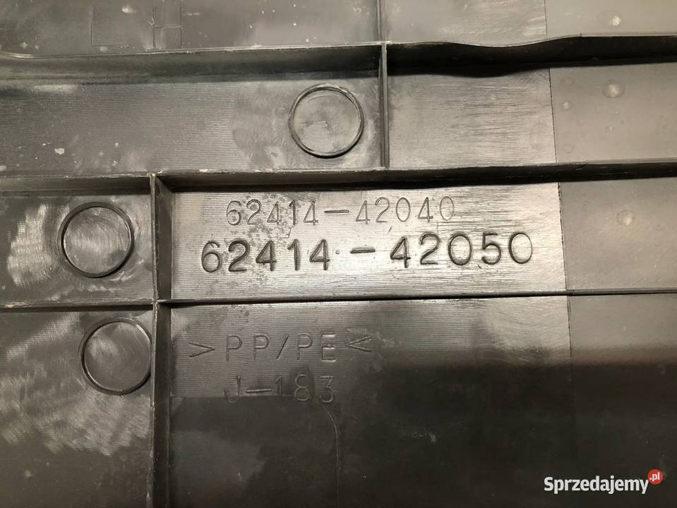 TOYOTA RAV4 III XA30 LIFT 20102012 PLASTIK osobowe świętokrzyskie Skarżysko-Kamienna