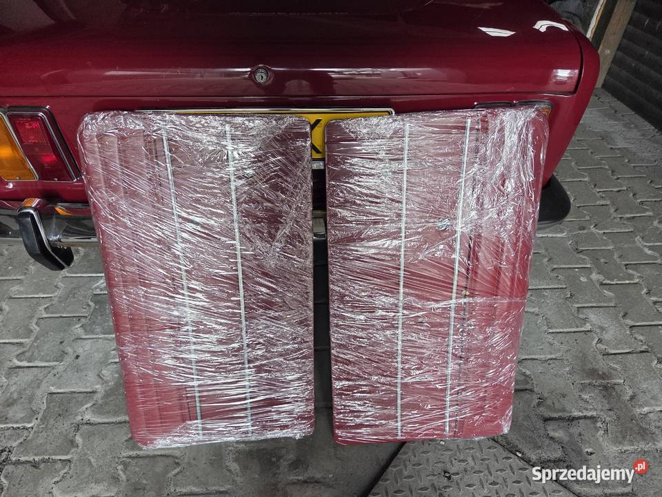 Fiat 125p komplet siedzeń części Strumień
