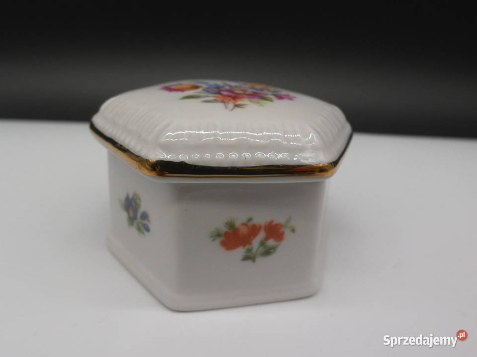 Porcelanowe Puzderkoszkatułka na drobiazgi