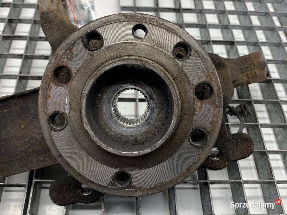 ZWROTNICA PRAWY PRZÓD OPEL ZAFIRA B 19 100 0519 osobowe podkarpackie sprzedam