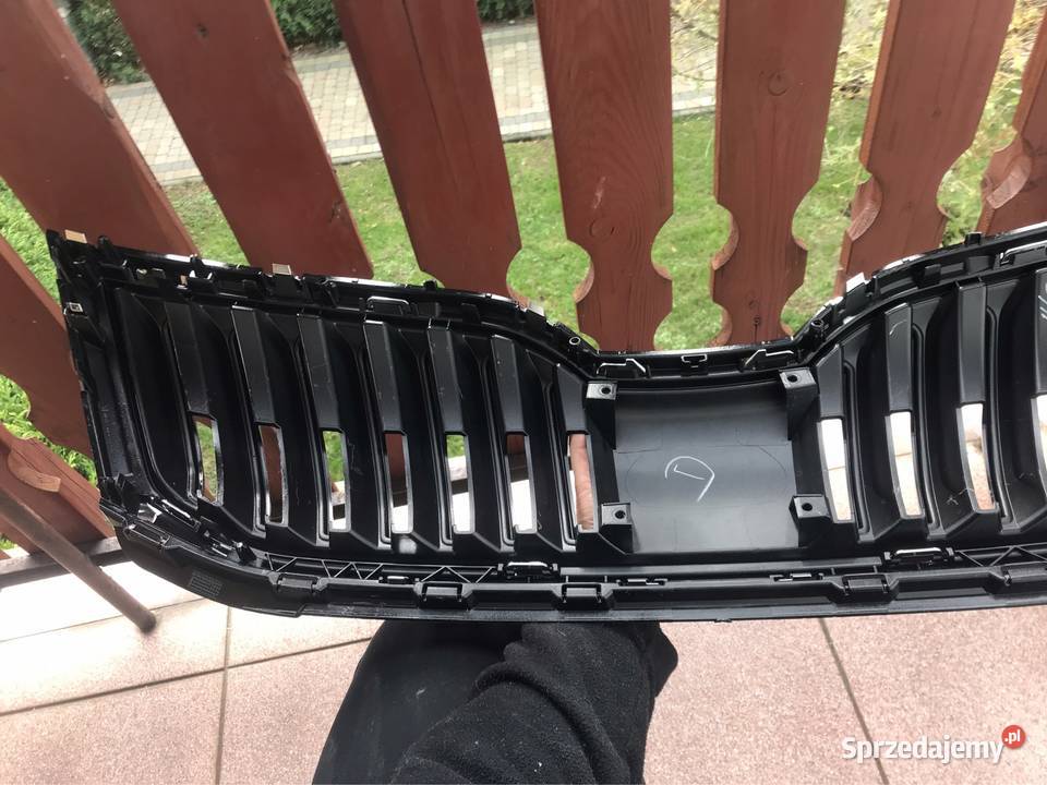 Skoda octavi III lift grill atrapa
