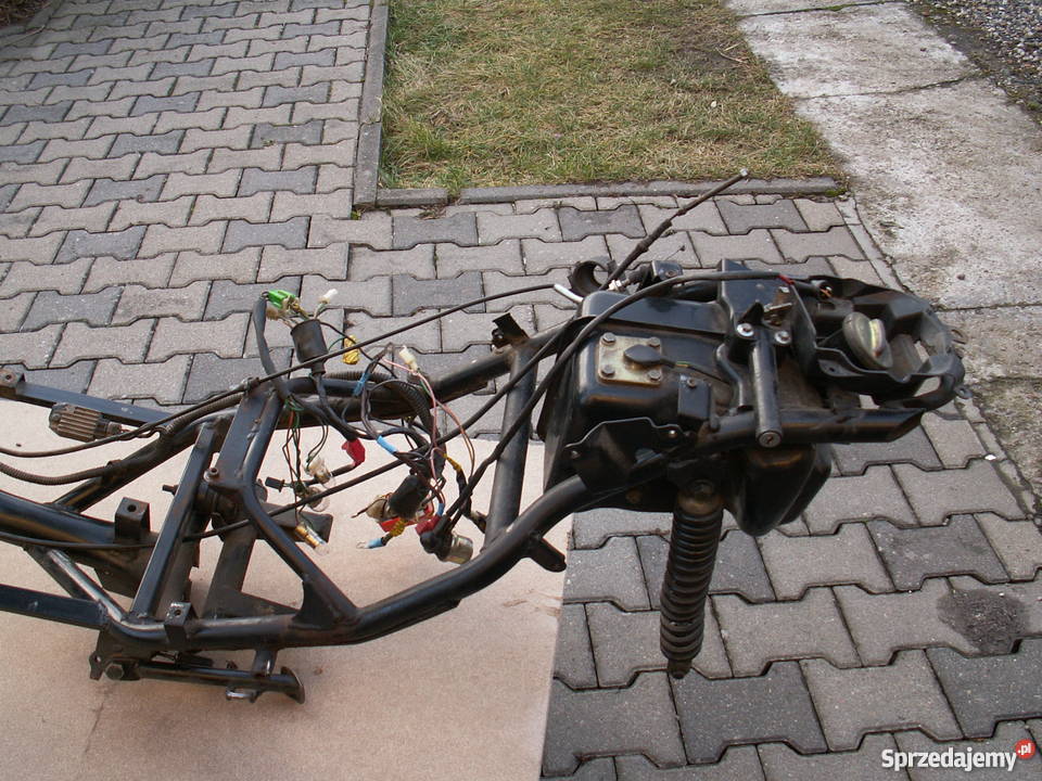 Rama z dokumentami plastiki części skuter 4t Czarnków