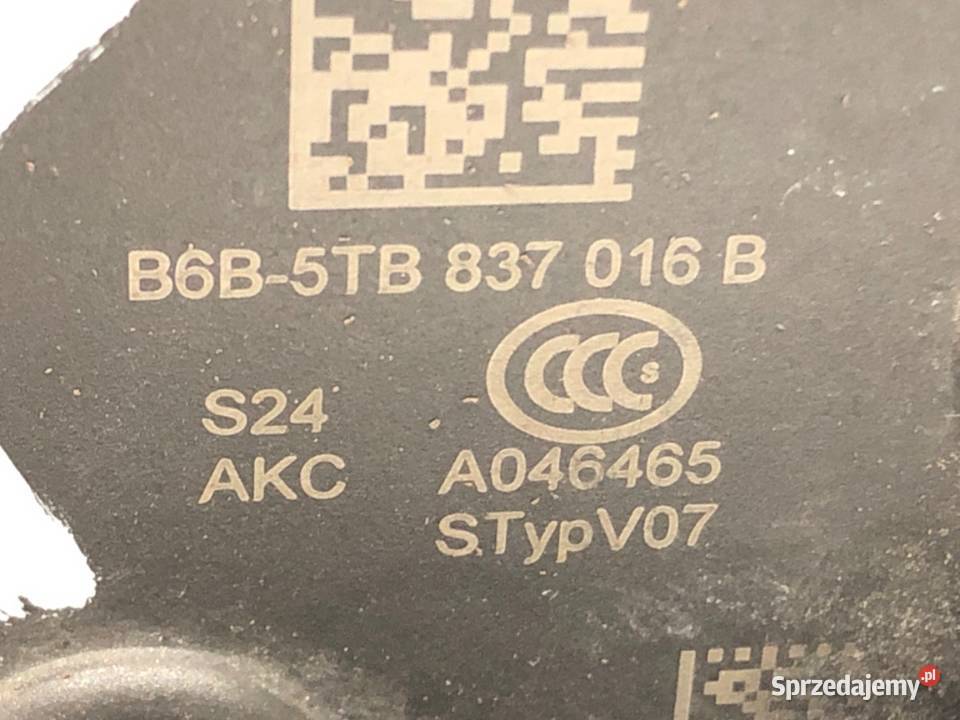 ZAMEK DRZWI PRAWY PRZÓD VW GOLF VII Hatchback podkarpackie