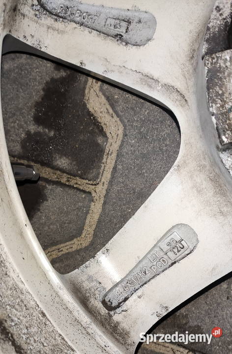 Zimowe koła BMW E60 opony 22550R17 Zwoleń