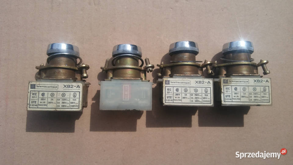 Przełącznik tablicowy 5A na 250V Telemecanique Elbląg