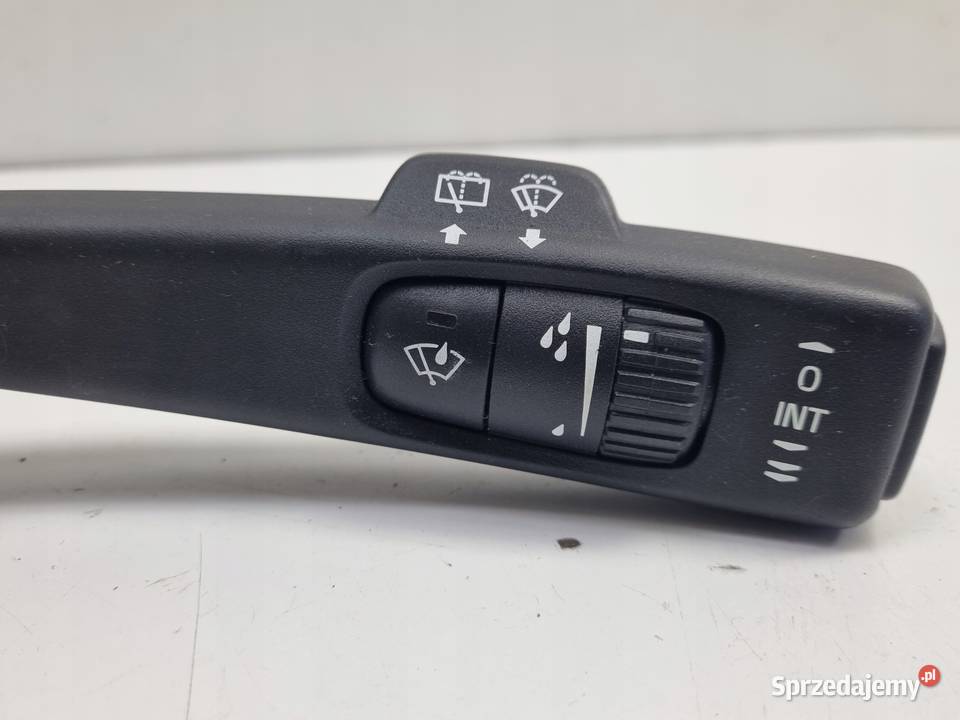 Volvo V60 I V40 II MANETKA WYCIERACZEK osobowe