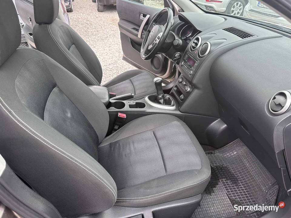 Nissan Qashqai 2011 16 Benzyna Zadbany komputer pokładowy Ładna