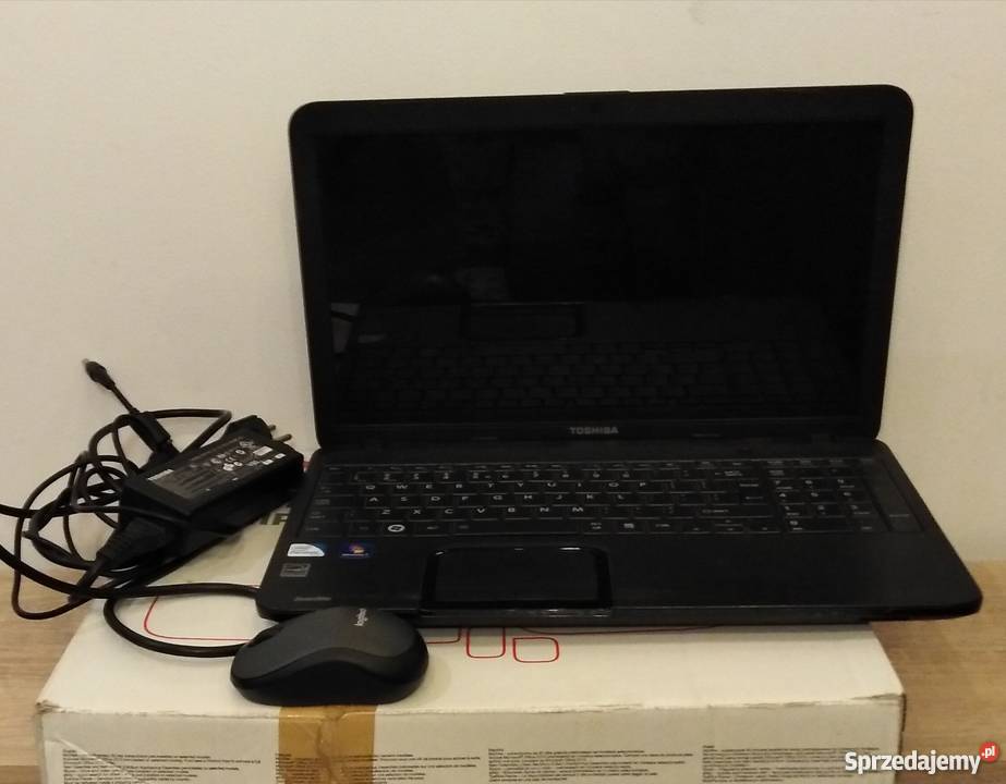 LAPTOP TOSHIBA SATELLITE C85012R