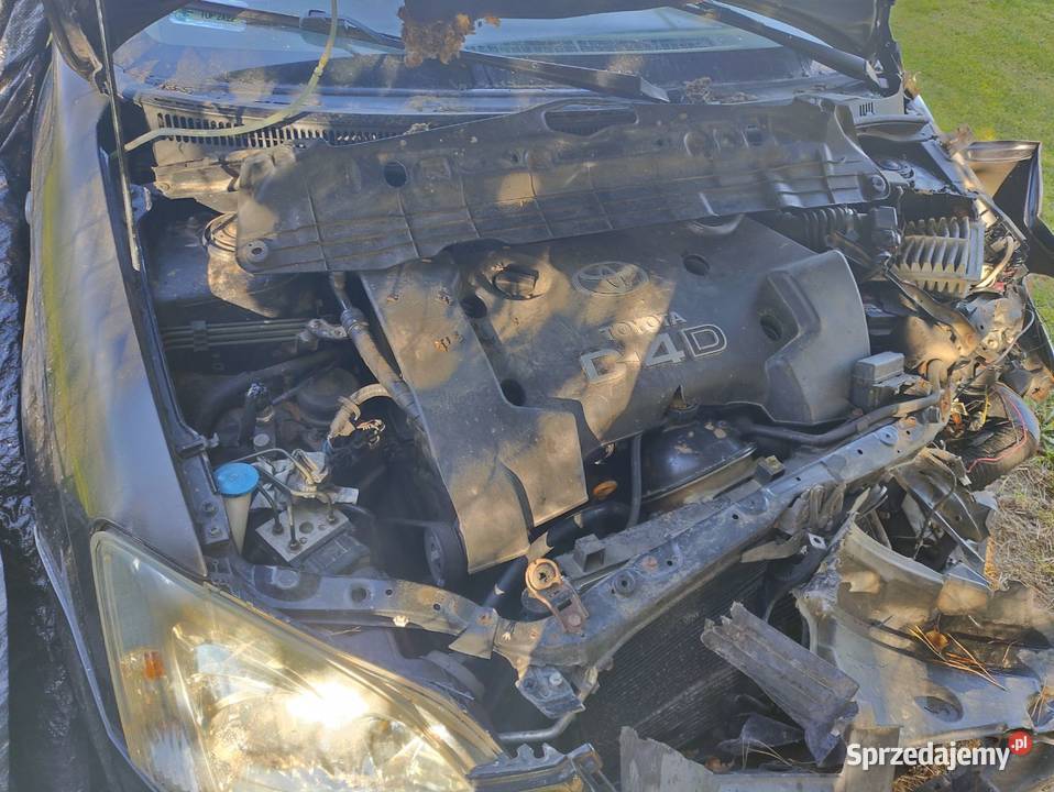 Sprzedam Toyota Corolla e12 20 D4D uszkodzona Motoryzacja Ożarów
