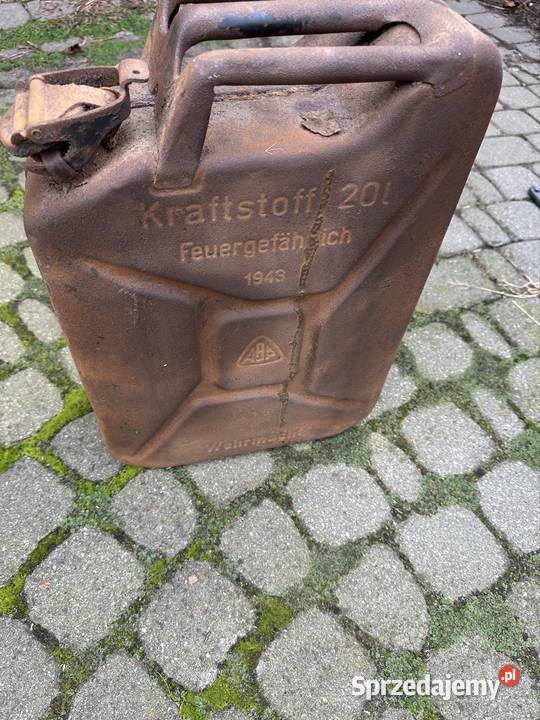 niemiecki kanister Wehrmachtu z 1943 roku 20L mazowieckie