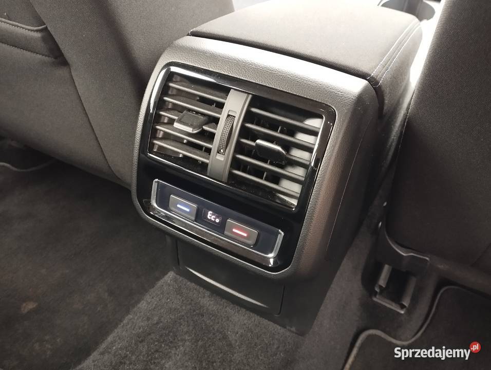 Volkswagen Passat Benzyna PlugIn Hybryda 66 radio Warszawa