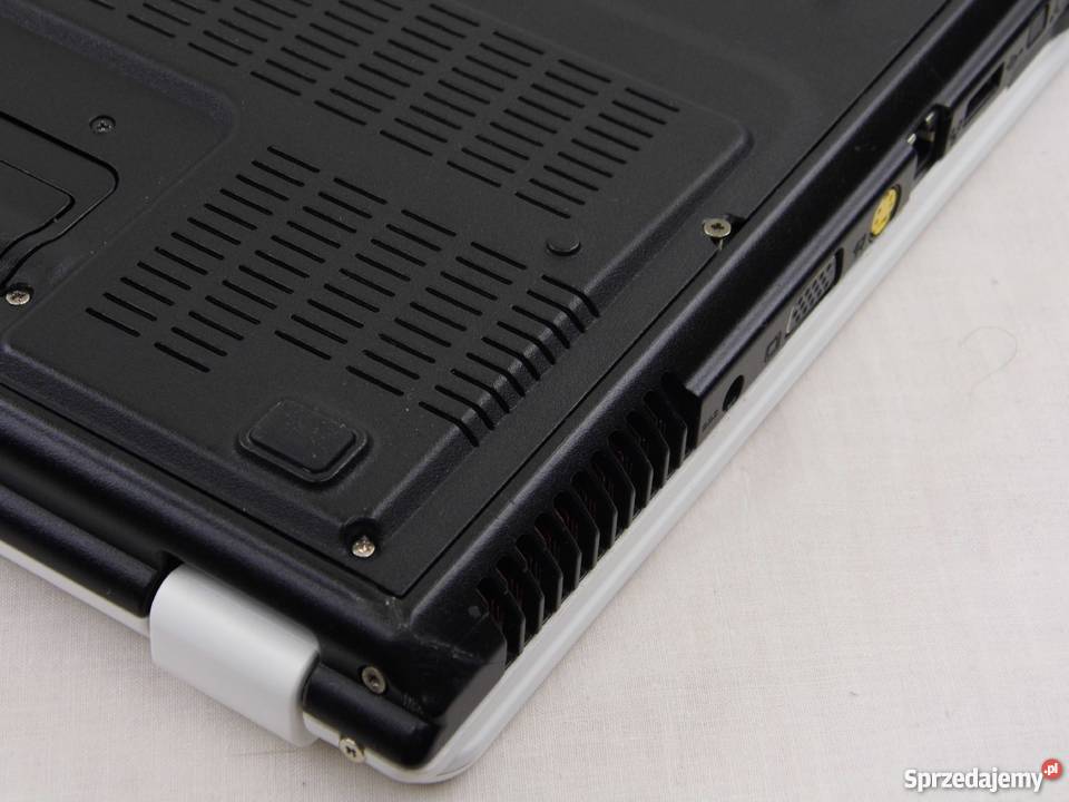 Laptop gotowy do pracy Maxdata Belinea obook 32 2GB Pozostałe sprzedam