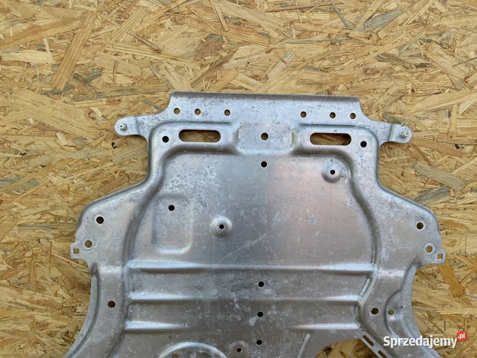 Płyta osłon pod silnik BMW 5 M5 G30 G31 G38 G32 Rok produkcji 2018 Międzychód