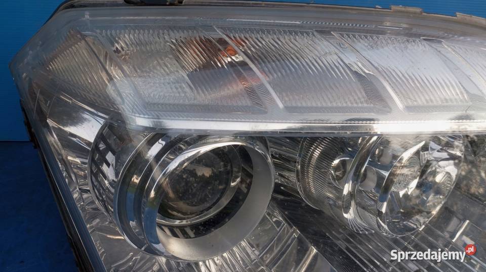 LAMPA PRAWY PRZÓD REFLEKTOR XENON EU MERCEDES Części samochodowe Nowy Tomyśl