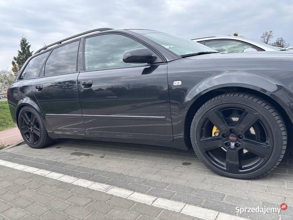 Audi A4b6 Świecie