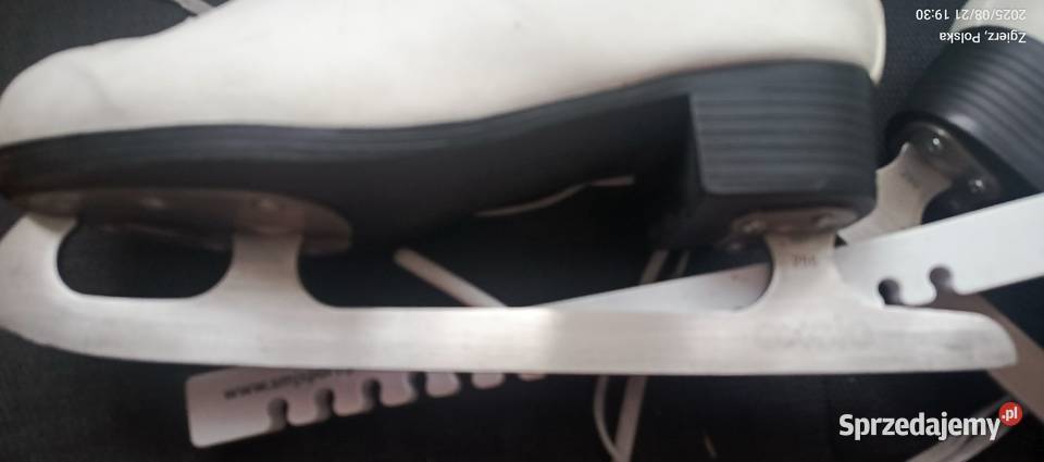 sprzedam łyżwy figurowe damskie 40 Zgierz