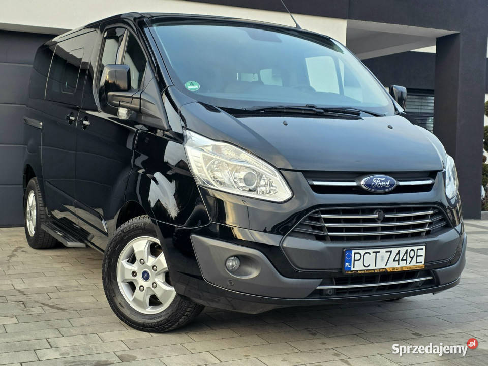 Ford Tourneo Custom TITANIUM bezwypadkowy nowy Tourneo Custom