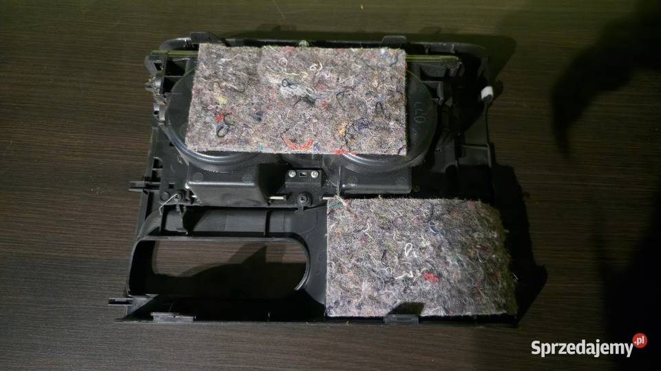 Uchwyt na kubki tunel Suzuki Grand Vitara 2 dolnośląskie sprzedam