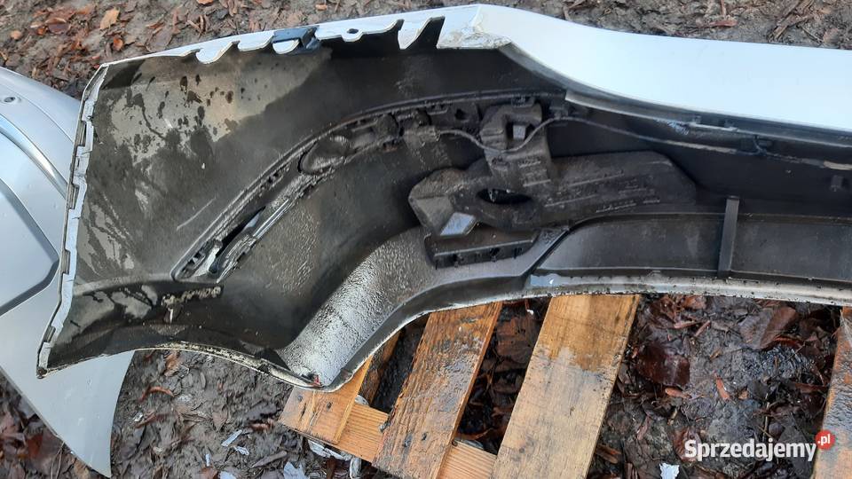 zderak tylny OPEL ASTRA H GTC lak Z157 z Dębno