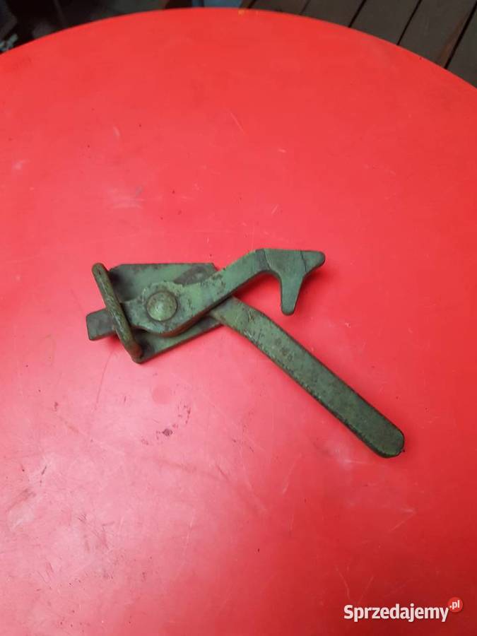 Zamek burty PRZYCZEPA D050 Sulechów