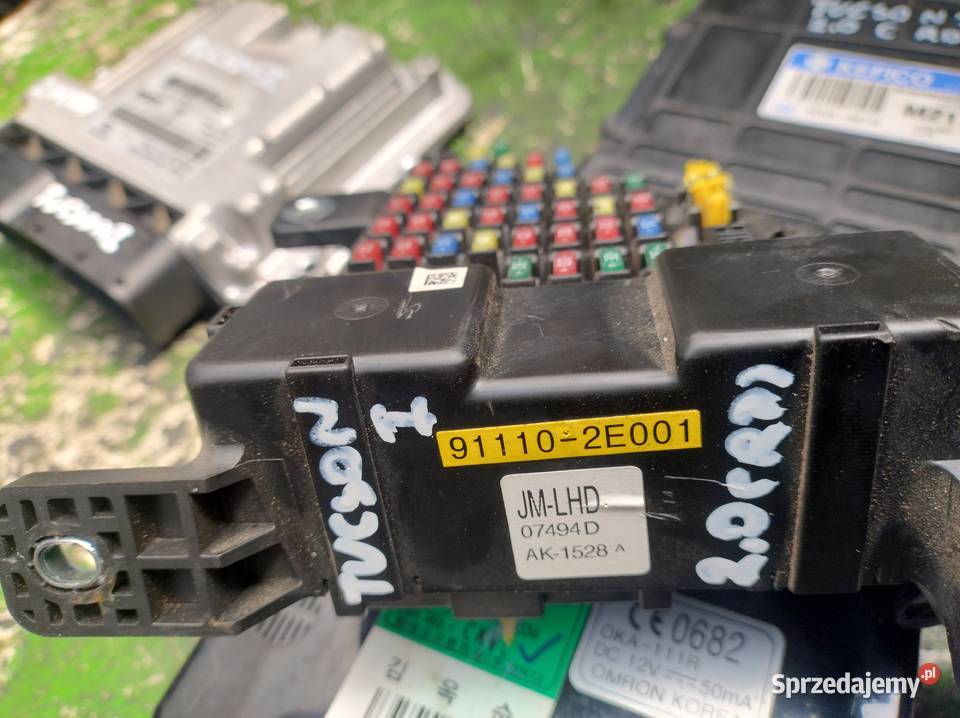 HYUNDAI TUCSON I skrzynka bezpieczników